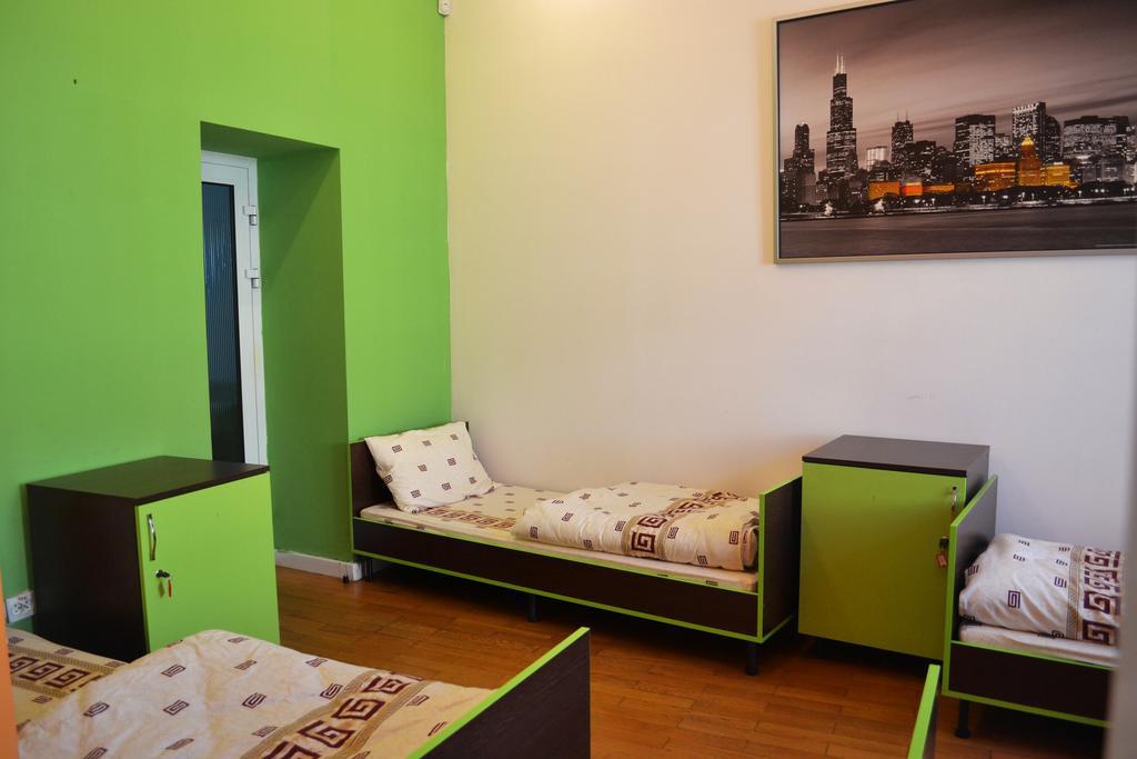 Wanted Hostel Lviv Exterior foto